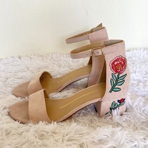 XOXO Blush Pink Embroidered Sandals